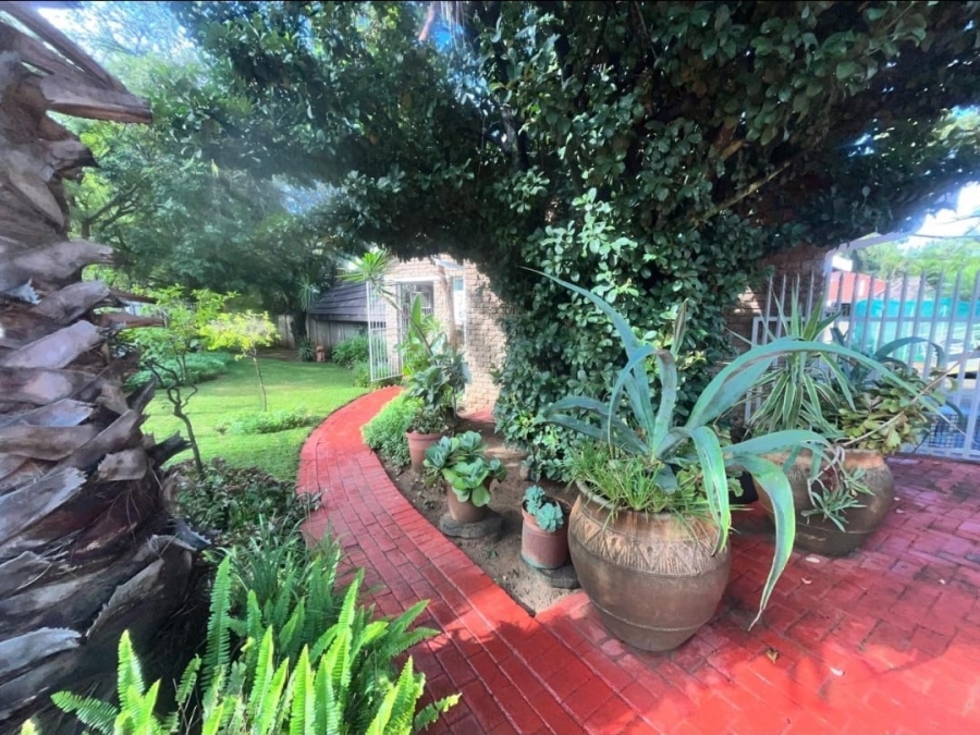 3 Bedroom Property for Sale in Geelhoutpark North West